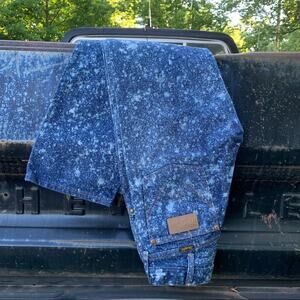 Wrangler “Star Splatter” upcycle diy vintage wedgie jeans
